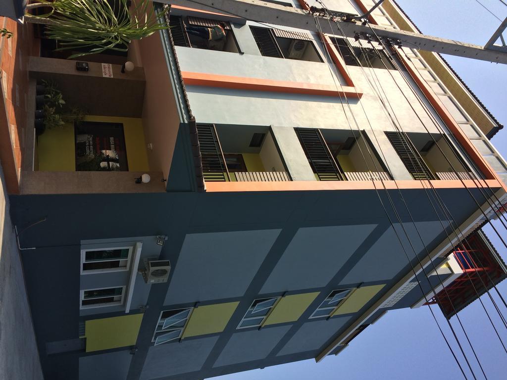 Nasa Mansion Lägenhet Phuket Rum bild
