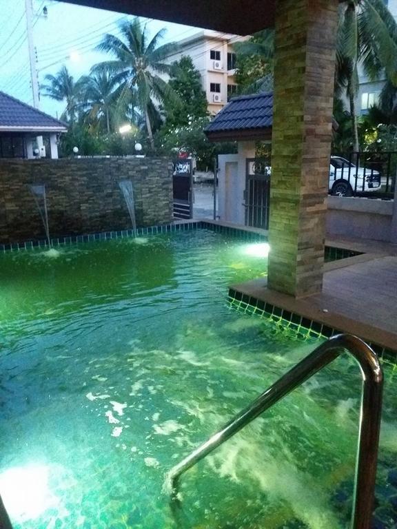Nasa Mansion Lägenhet Phuket Exteriör bild